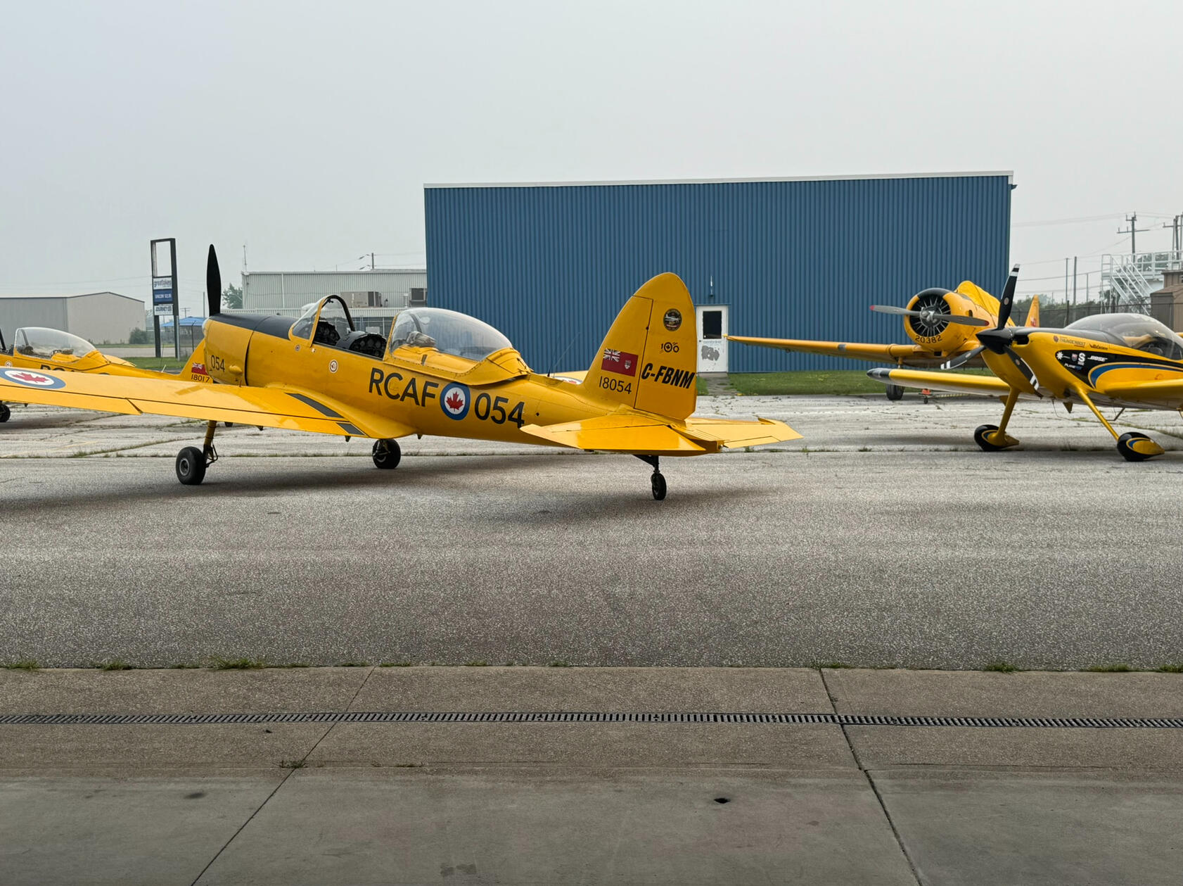 Evening before launch. Smokey outside as we opened the doors & took the Chipmunks for fuel.