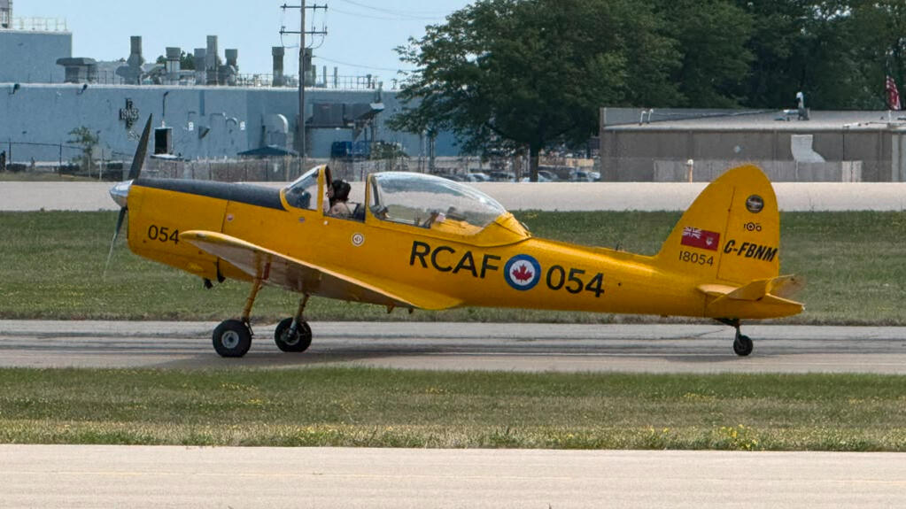 Chipmunk 054 being taxied by Lisa. Image taken by friend Ken Hoke.