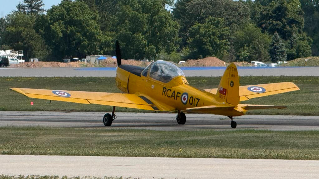Chipmunk 017 being taxied by Lisa. Image taken by friend Ken Hoke.